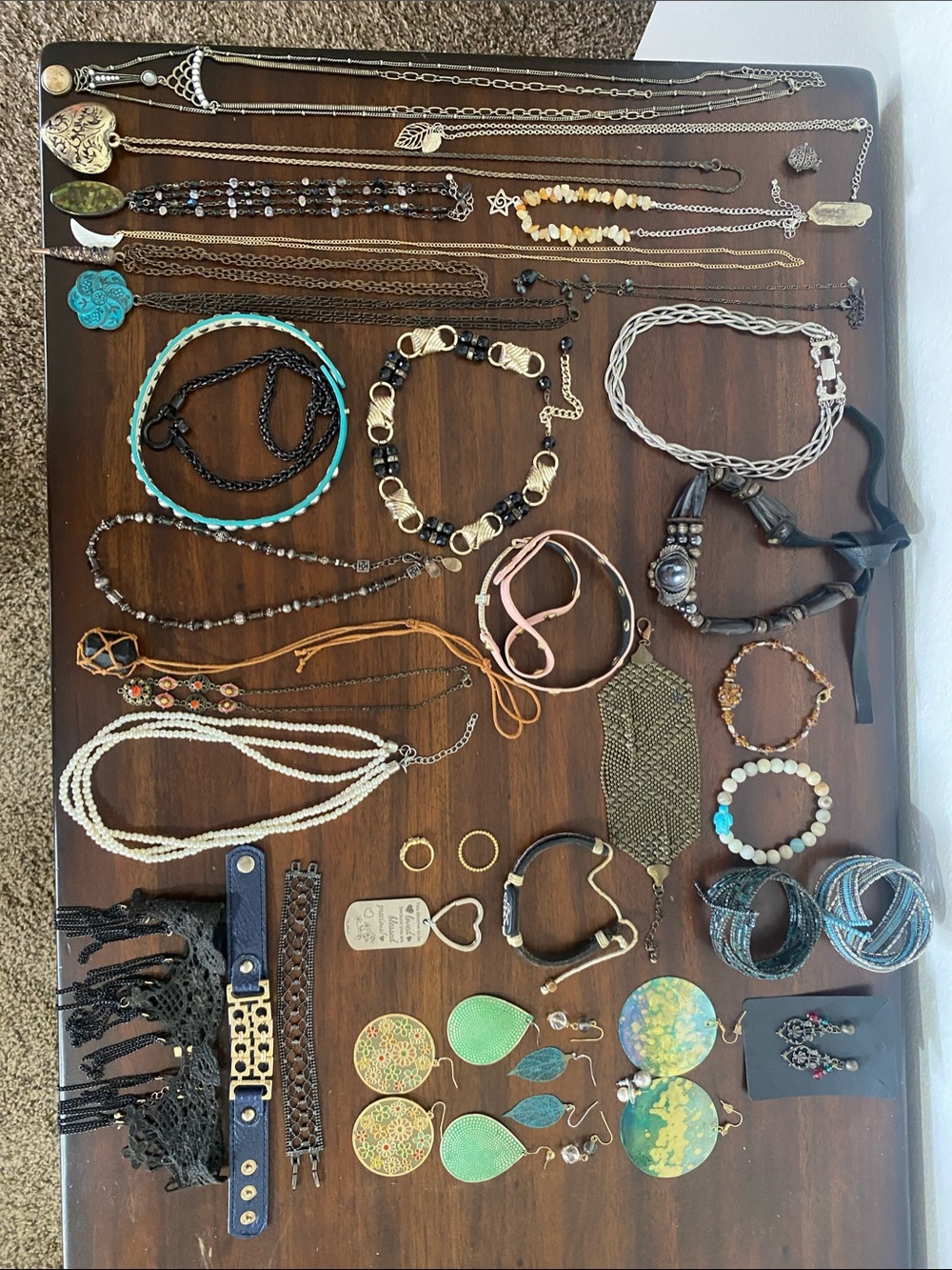Assorted Women's Lot Jewelry Collection